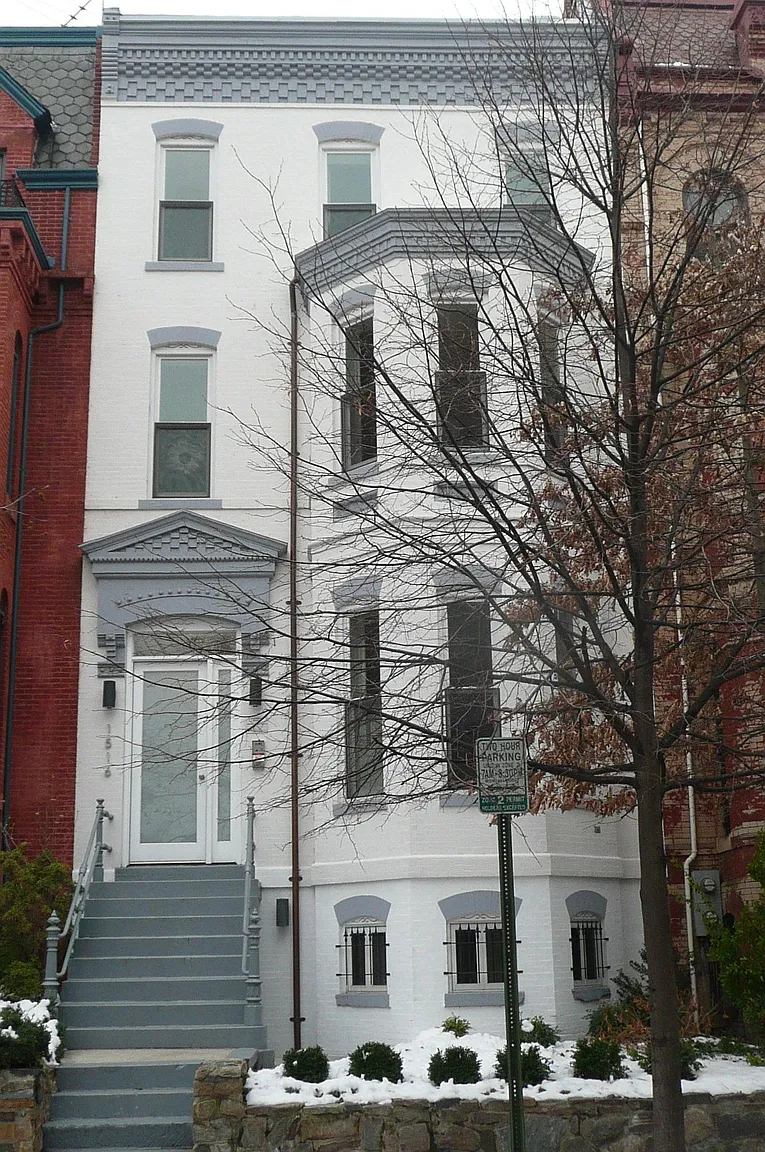 1516 R St NW APT 4 photo 1