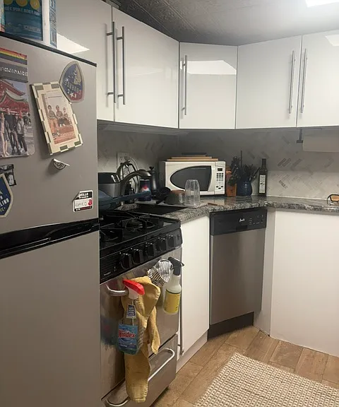 99 Butler St #3 — Photo 4