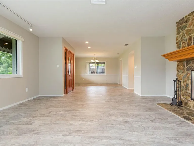 4301 Saltwater Blvd — Photo 13