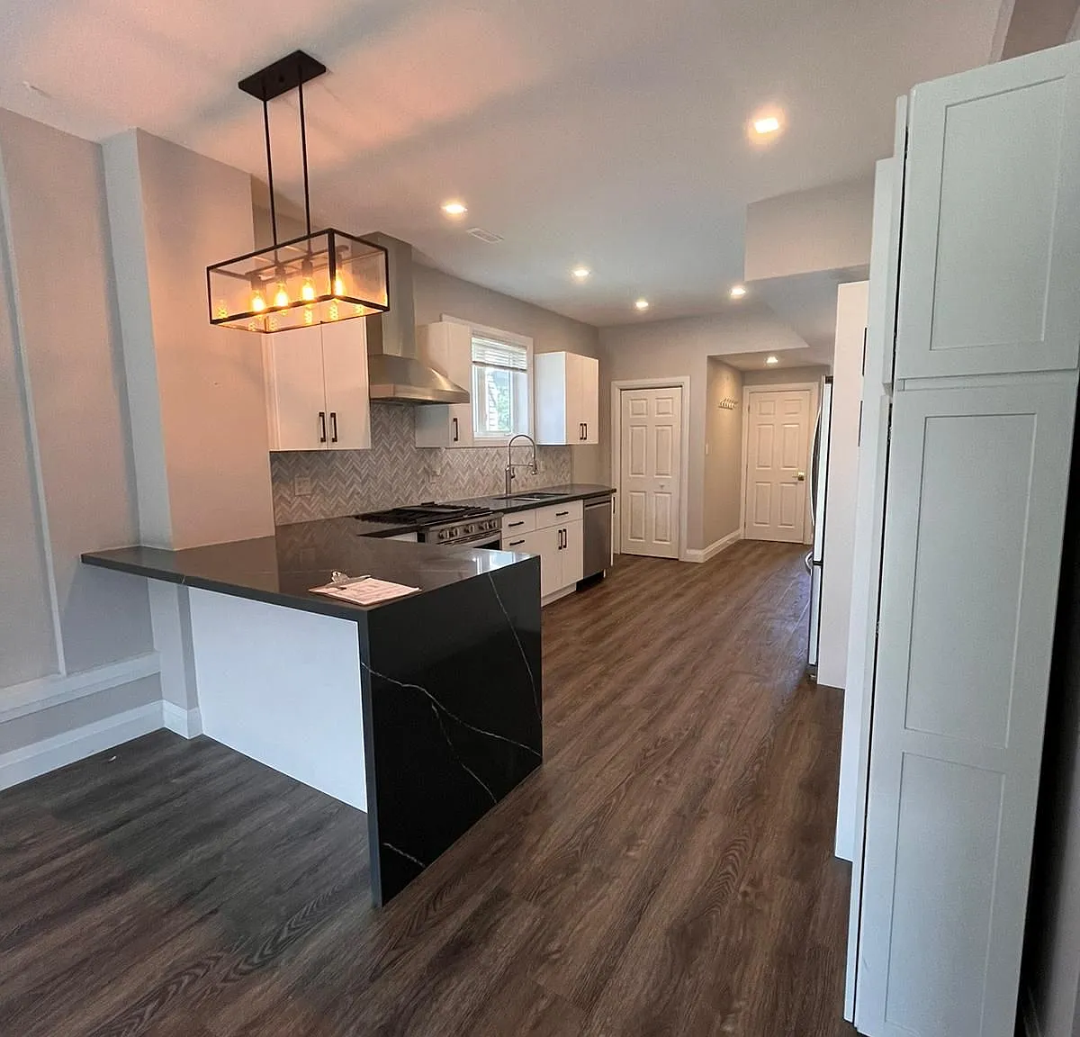 1 bed, $1,900 — Photo 2