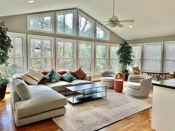 2nd image of 3510 Greystone Cir