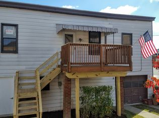 1141 Race St, Mc Kees Rocks, PA 15136