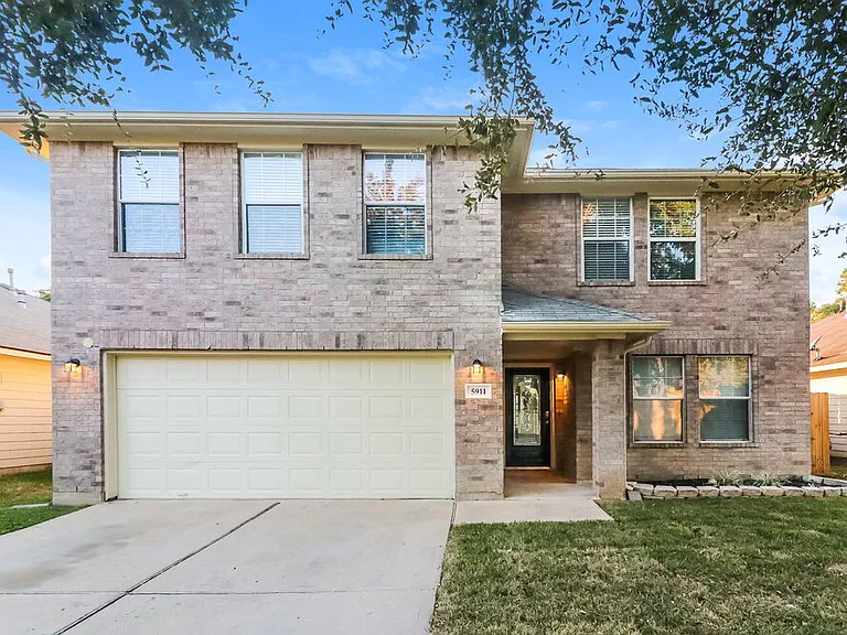 5911 Shining Leaf Ct — Photo 1
