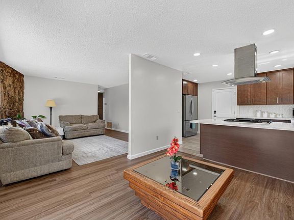 4th image of 5645 Woodforest Dr