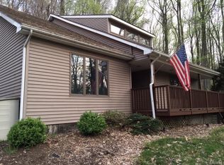 3187 Chestnut Hill Rd, Center Valley, PA 18034