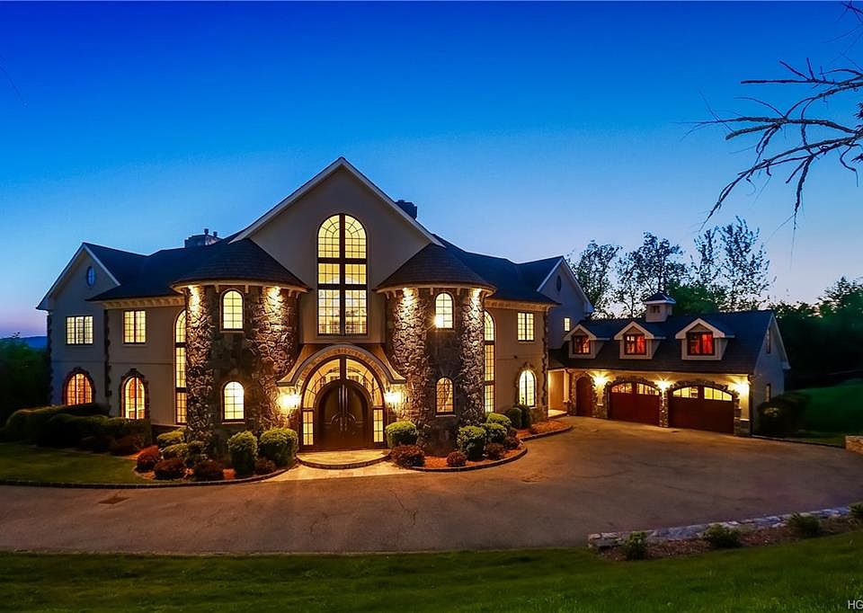 1st image of 65 Brookwood Dr