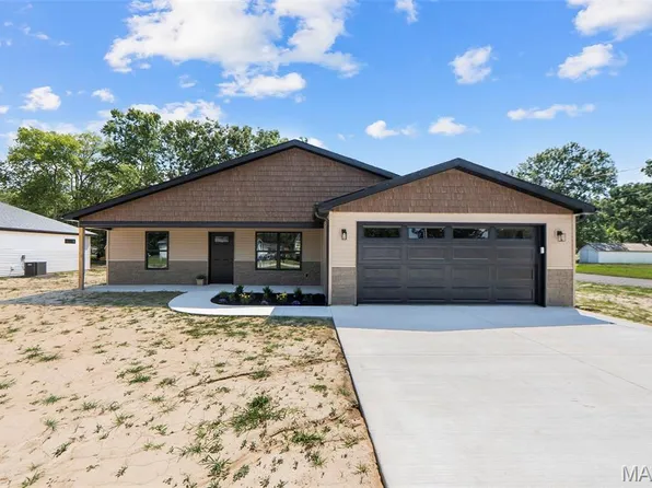 1515 Mary St, Scott City, MO 63780