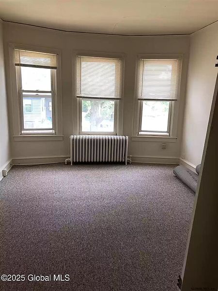 5th image of 750 Western Avenue