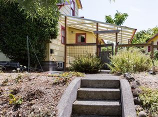 3305 SE 54th Ave #B, Portland, OR 97206