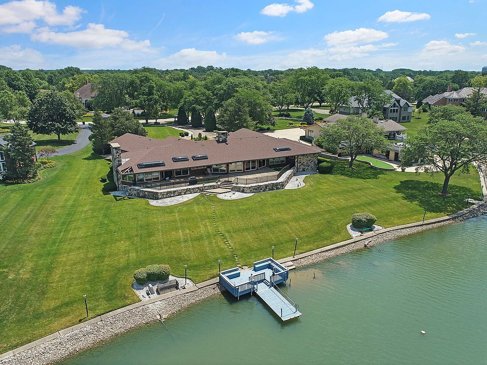 10 Watergate Dr, South Barrington, IL 60010 Zillow