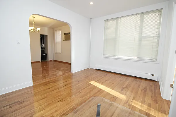 Rented by Modern Spaces | media 13