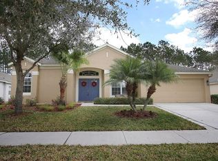 7338 Crescent Palm Dr, Wesley Chapel, FL 33545
