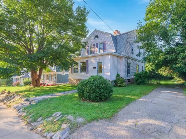 22 Park Ave, Westerly, RI 02891