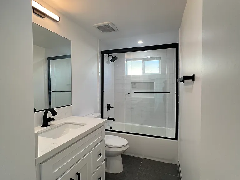 4816 Hedda St #1 — Photo 7