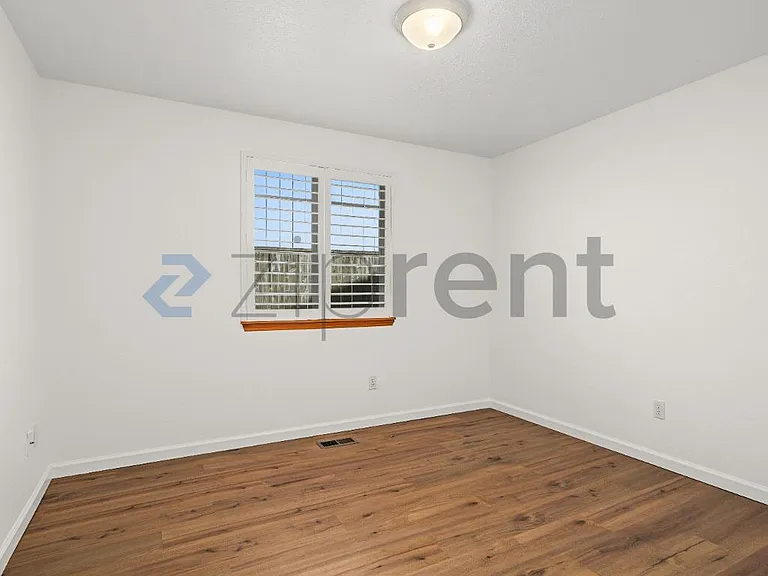 13086 SW Tearose Way — Photo 18