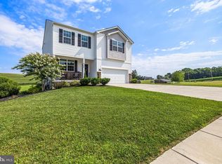 4300 Brent Dr, Spring Grove, PA 17362