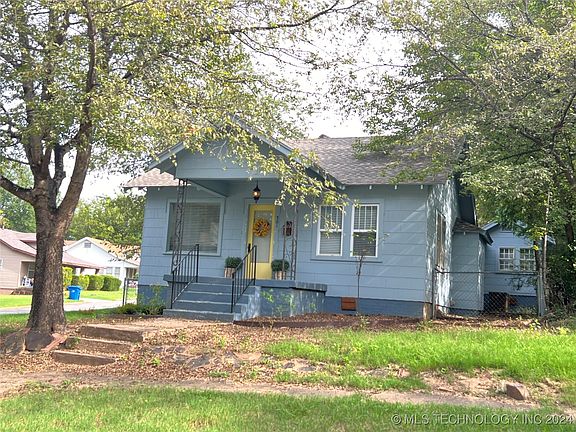 3rd image of 301 E Creek Ave