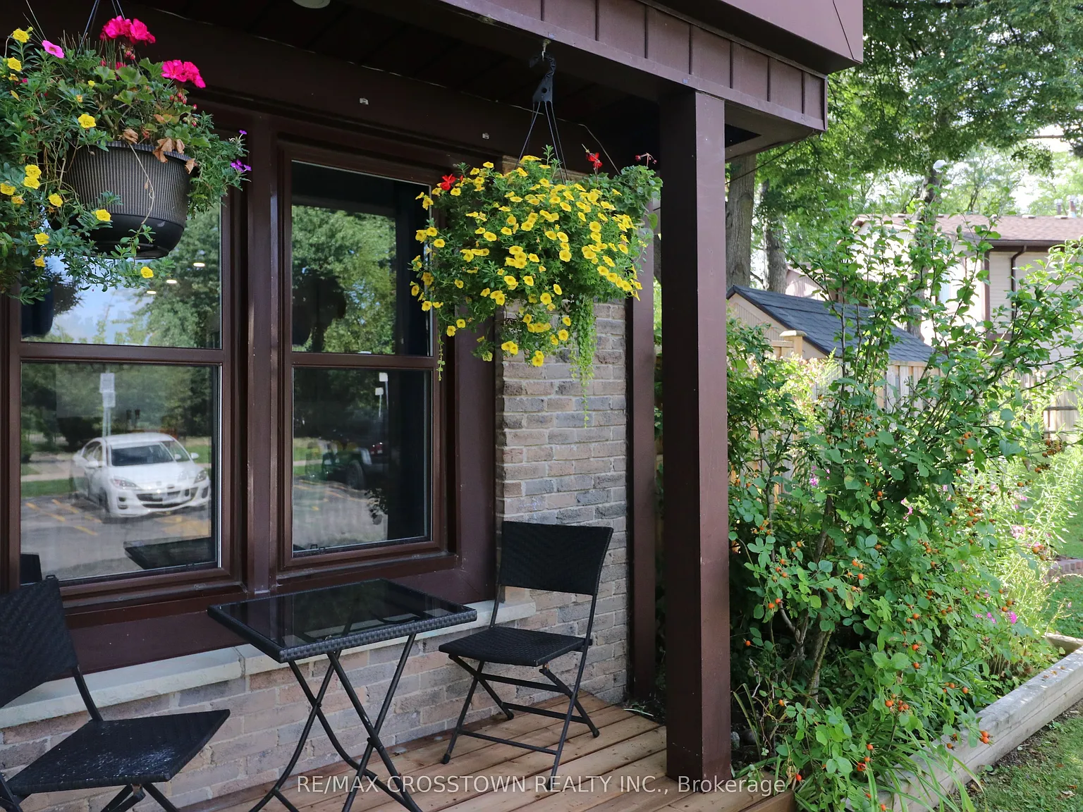 4 bed, $3,450 — Photo 2