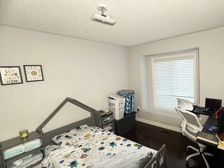 90 Christian Ritter Dr — Photo 12