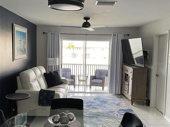 5th image of 12538 SW KINGSWAY CIRCLE #908