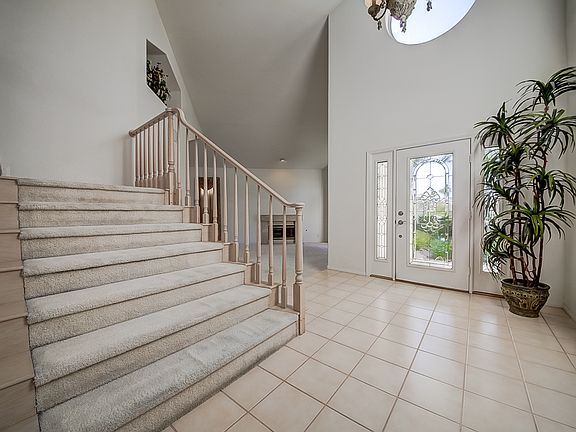 2nd image of 2209 Barchetta Dr