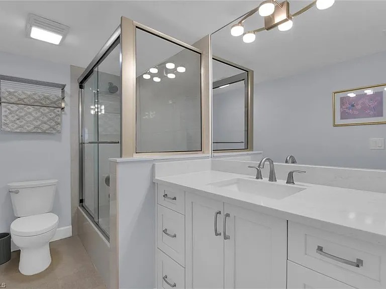 3200 Gulf Shore Blvd N #105 — Photo 16