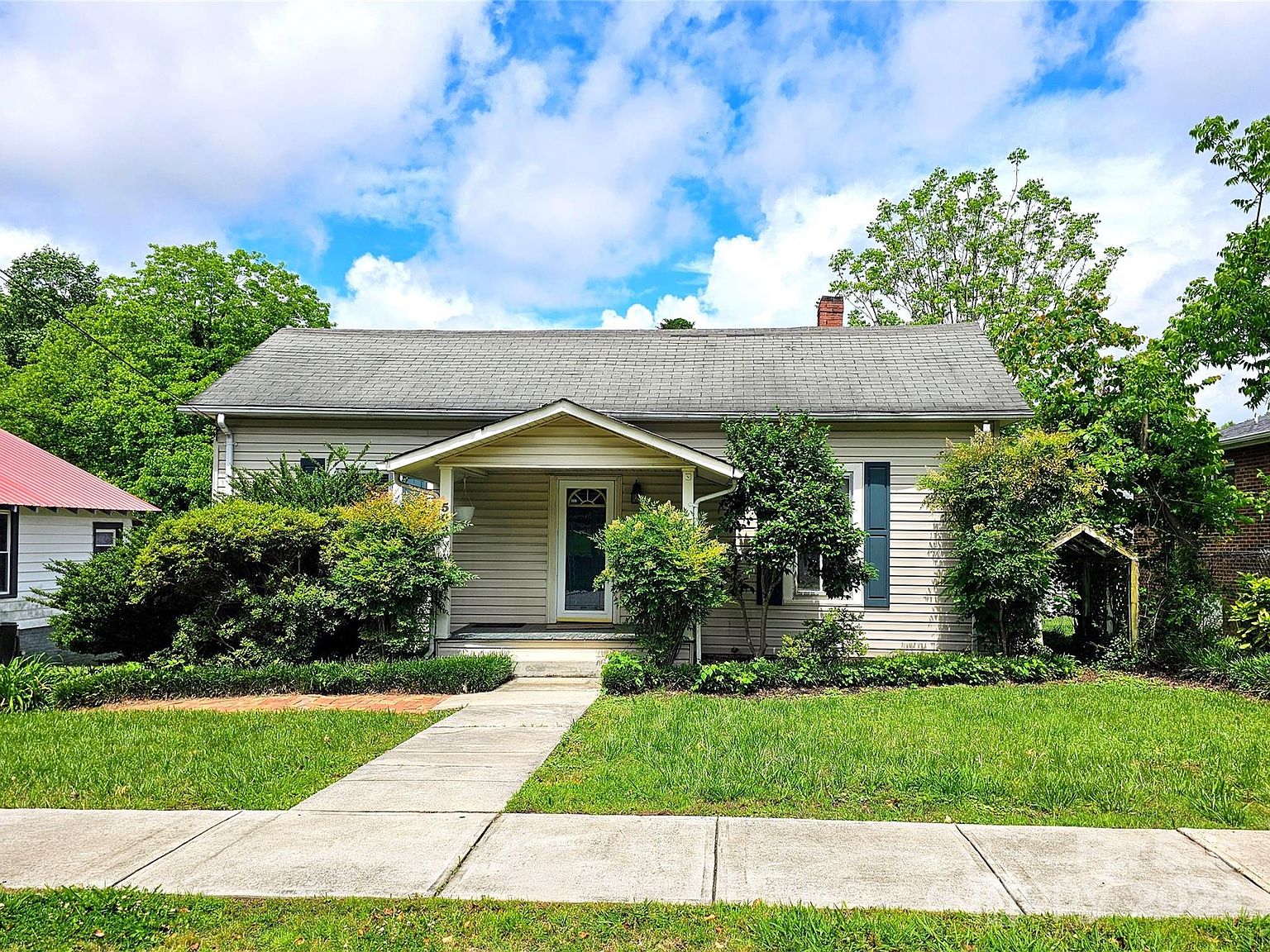 502 Collett St, NC 28655 MLS 4140481 Zillow