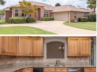 1119 Jaguar Cir, Gulf Breeze, FL 32563