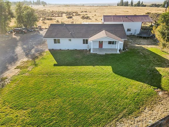 3rd image of 2220 W Sielaff Lane