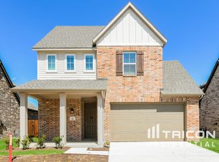 101 Bedford St, Fort Worth, TX 76177