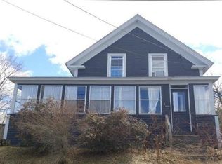 32 Ridge Ave, Claremont, NH 03743