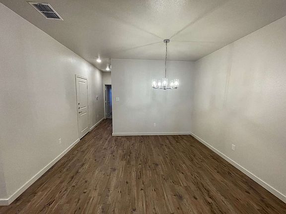 4th image of 10906 Abbeville Ave