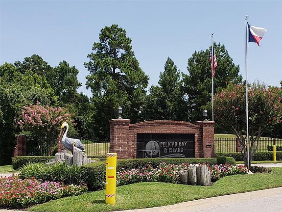 Location Location Location
Gated Subdivision Pelican Bay & Island on Lake Conroe