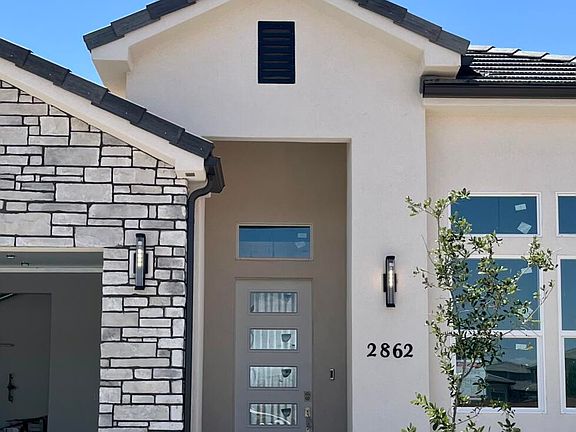 3rd image of 2862 E Smith Creek Dr