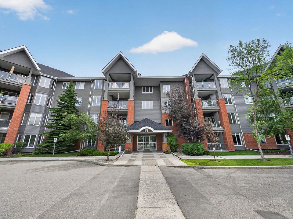 1st image of 15 Everstone Dr SW #306B
