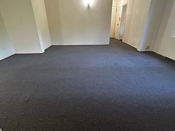 1605 Metropolitan Ave, Bronx, NY 10462