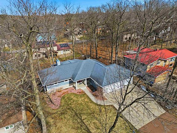 5th image of 1137 West RIDGE ROAD