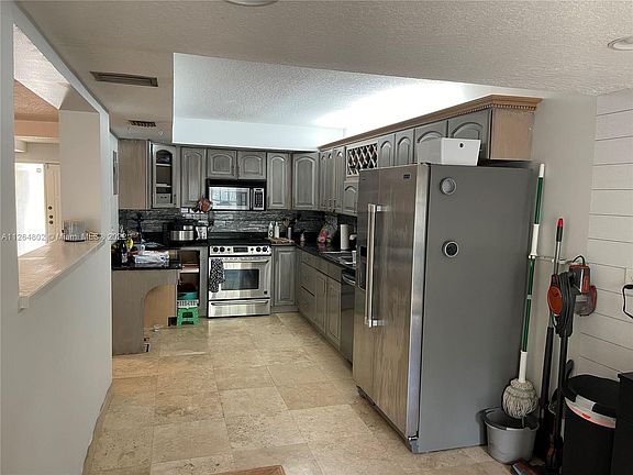 4th image of 8703 Cleary Blvd #8703