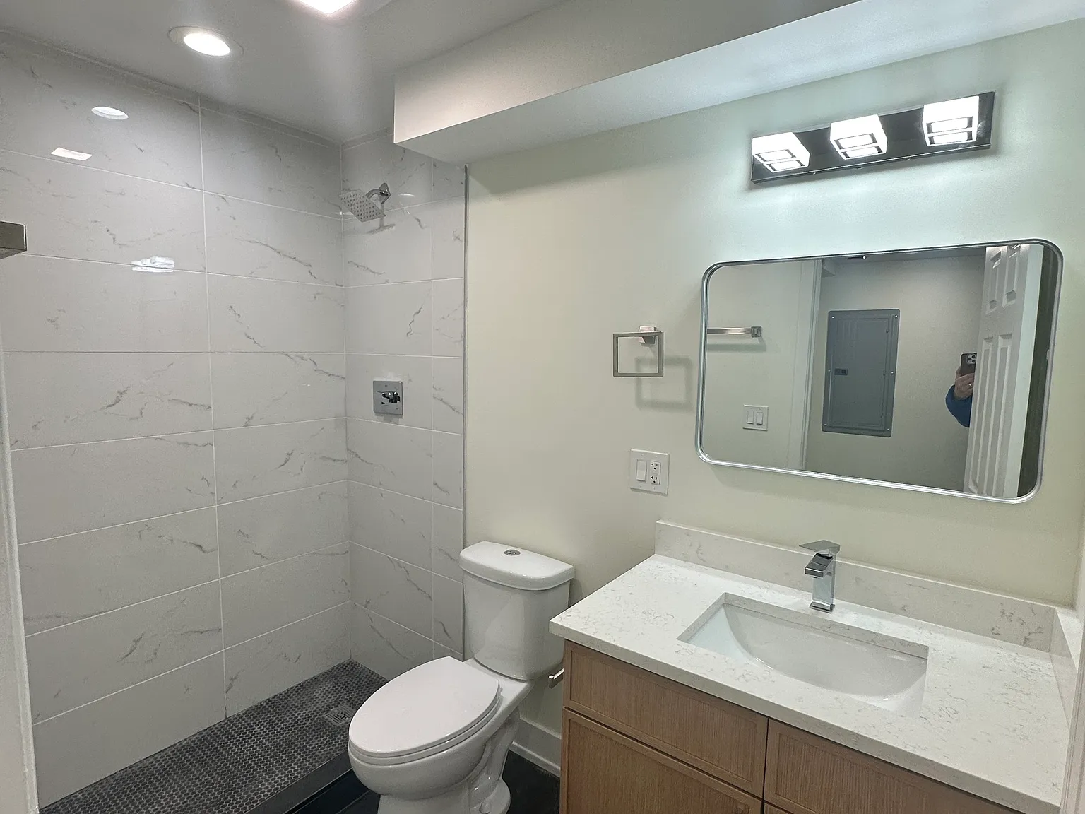 Studio, 600 sqft, $1,500 — Photo 2