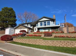 542 Carner St, Richland, WA 99352