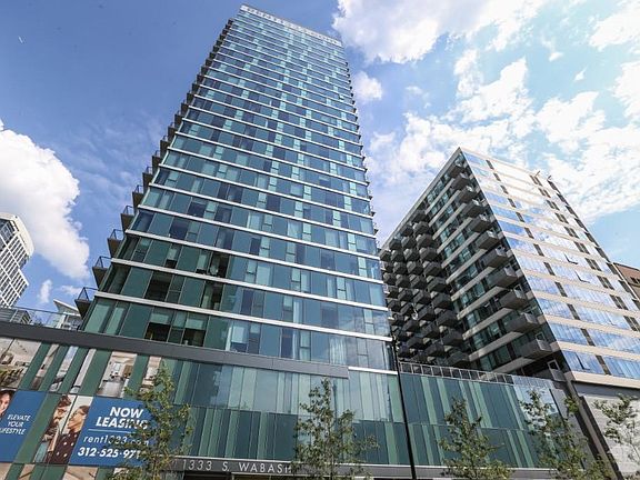 3rd image of 1336 S Wabash Ave #2808