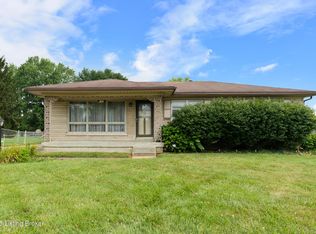 204 Hillbrook Dr, Shepherdsville, KY 40165