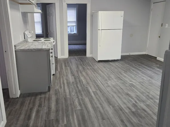 103 University Ave #2, Lowell, MA 01854