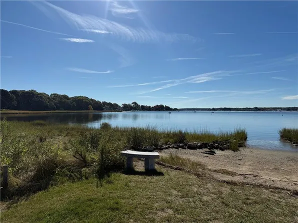180 Fishing Cove Rd, North Kingstown, RI 02852
