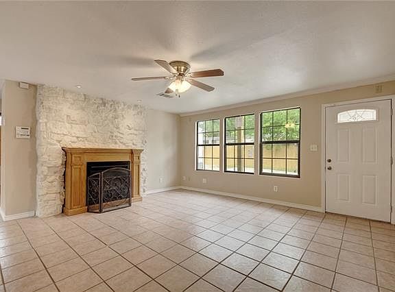 4th image of 163 Stony Creek Dr