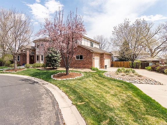 2nd image of 561 Manorwood Ln