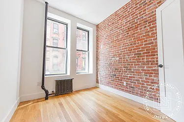 Rented by Nolita Group