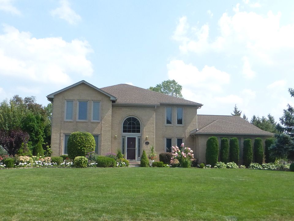 1st image of 1629 Shaker Heights Dr