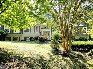 8711 Mitchell Rd, La Plata, MD 20646