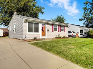 154 Wheaton Dr, Cheektowaga, NY 14225